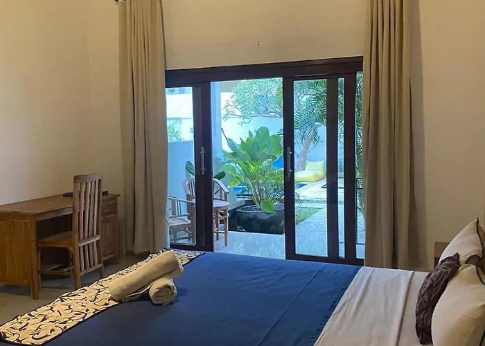 Adore 4*